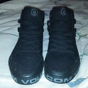 Black Volcom Shoes
